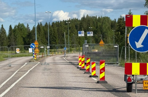 2 held for entering Finland crossing Russian border 2 held for entering Finland crossing Russian border